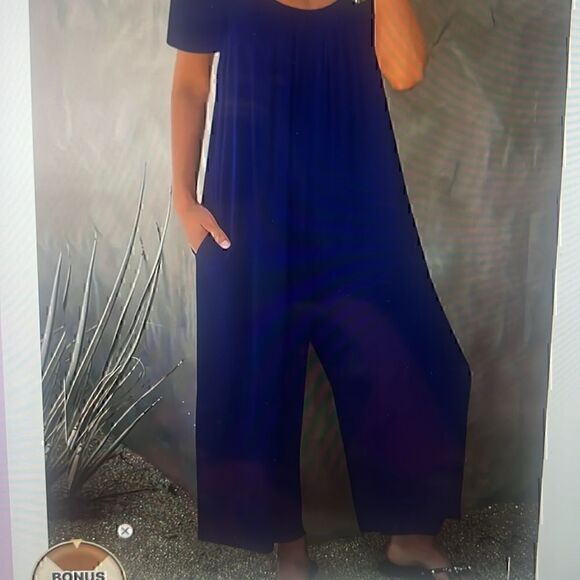 JUMPSUIT SHORT SLEEVE - Picture 9 of 11